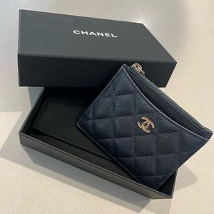 100% Chanel Small wallet / card holder